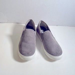 Steve Madden slip on perforated board shoes sz 8.0